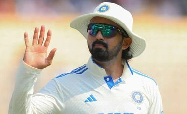 IND vs AUS: KL Rahul attended to by physio after getting hit on hand KL Rahul