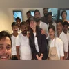 Virat Kohli And Anushka Sharma Enjoy Dosa Date In Mumbai Cafe Virat Kohli And Anushka Sharma Enjoy Dosa Date In Mumbai Cafe
