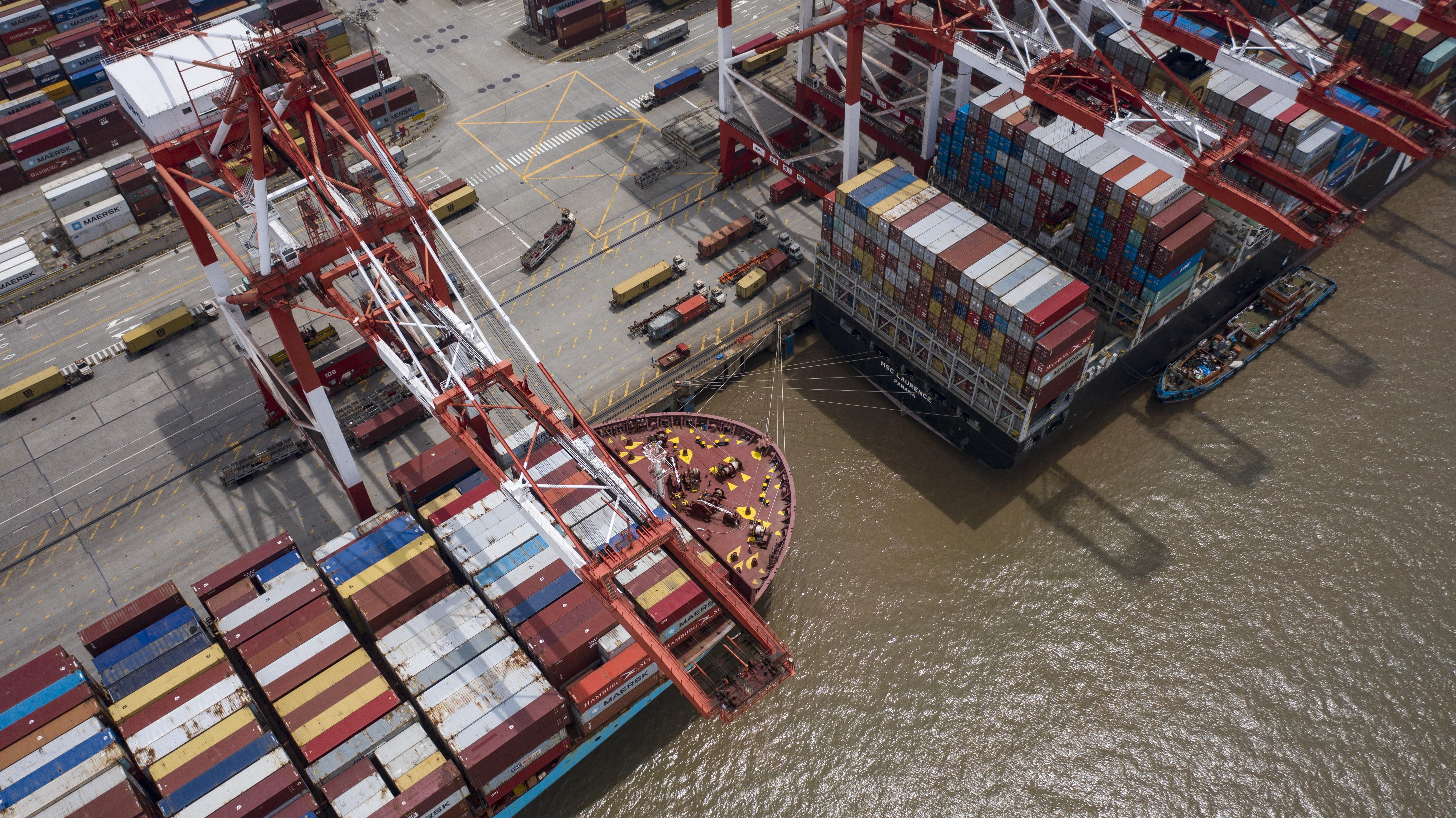 China to retaliate if Donald Trump boosts tariff, says ex-PBOC official | World News - Business Standard