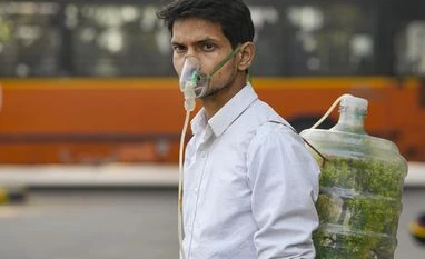 Residential sector key source of PM2.5 pollution in north India: Study Pollution, New Delhi Pollution, Protest, Pollution Protest