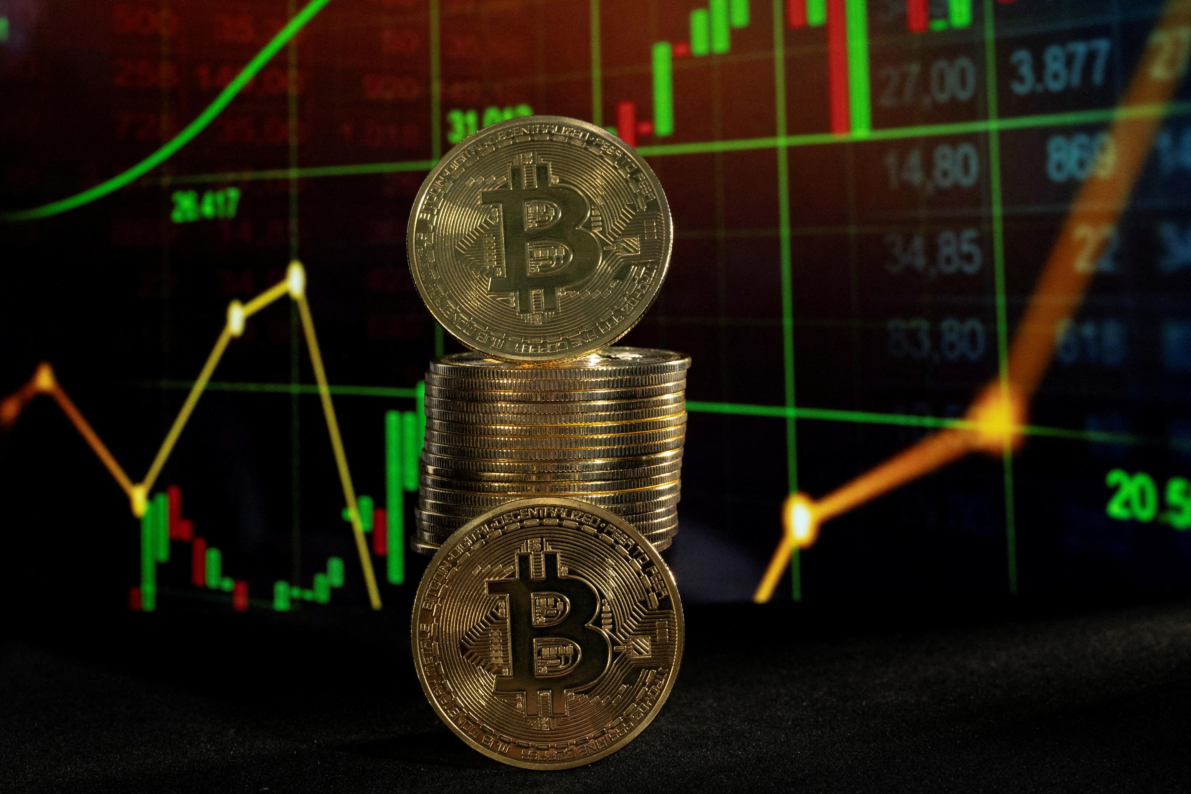Bitcoin price tops 124k to hit new peak as Fed easing hopes lift sentiment  | Cryptocurrency - Business Standard