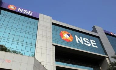 Trend weak; adopt 'Bear Spread' on Nifty today: Nandish Shah of HDFC Sec Image: Bloomberg