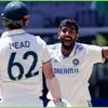 Tavis Head and Jasprit Bumrah