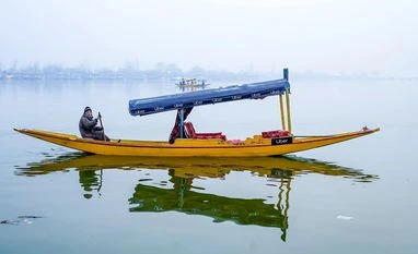 Uber Shikara testament to ways technology can enhance heritage: J-K LG Uber, Shikara ride, Shikara Uber