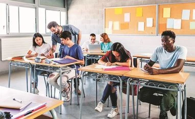 Maharashtra to grant LOIs to 5 foreign universities for MMR campuses US colleges ask foreign students to get to campus before Trump takes office