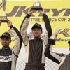 Liron Jaden wins Novice Cup, Momentum Motorsport clinches team championship