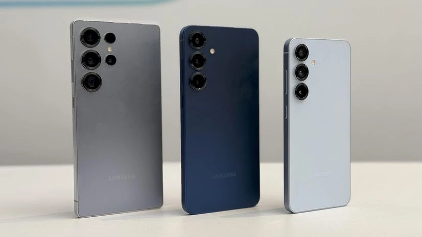 (L-R) Samsung Galaxy S25 Ultra, Samsung Galaxy S25 Plus, and Samsung Galaxy S25 Samsung Galaxy S25 series