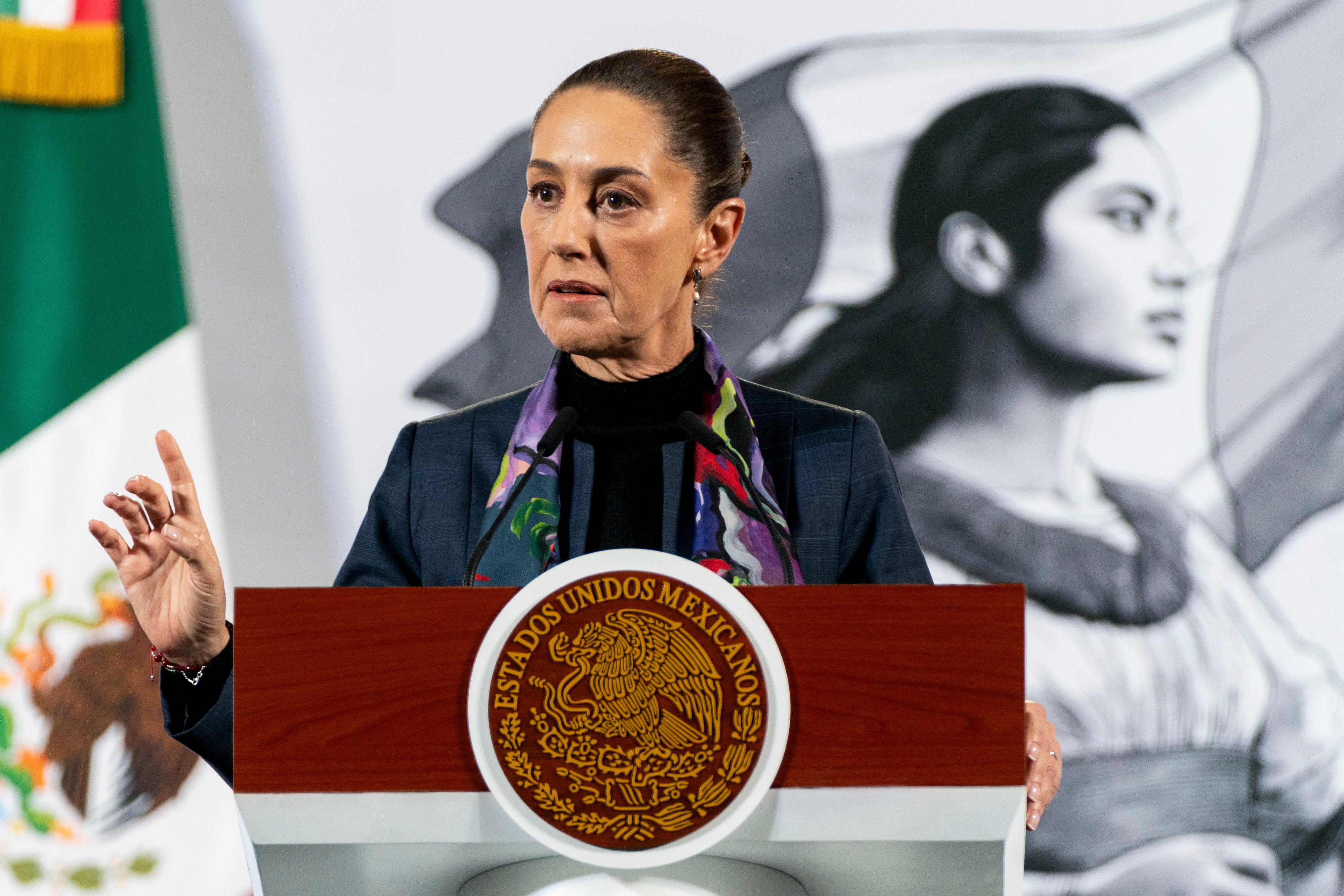 Mexico pledges retaliatory tariffs against US while calling for