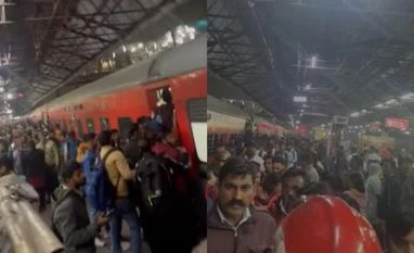 NDLS stampede: PM Modi monitoring situation, says Shiv Sena leader New Delhi railway station