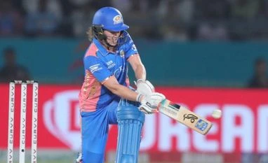 WPL 2025 GG vs MI Highlights: Mumbai Indians get first victory of season, beat Gujarat by 5 wickets Nat Sciver-Brunt