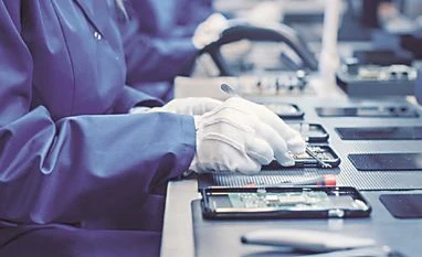 Higher US tariffs on rival manufacturing hubs can benefit India: MAIT smartphone manufacturing