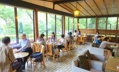 Japan's youth abandon tourism jobs amid low wages, harsh work culture Japan, hospitality, hotels, tourism sector