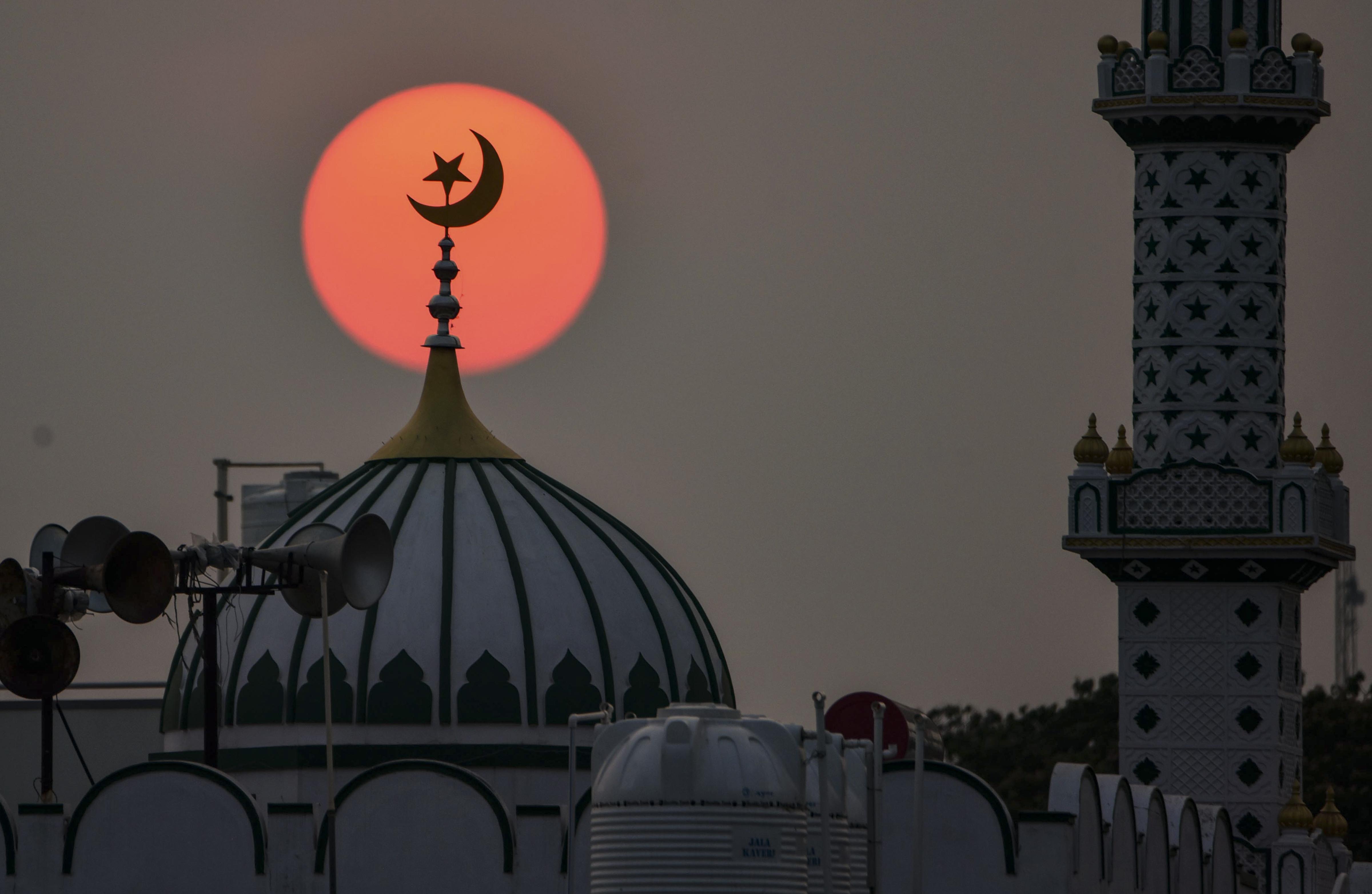 National Holiday on June 7 for Bakrid: What's open and closed across India?