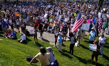 Protester shot and killed at 'No Kings' rally in Utah, say police Hands off protests against Trump, Musk