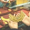 Bowbazar jewellery market, gold prices Kolkata, gold sales drop India, wedding season gold demand, retail gold prices India, gold price impact on shopping, gold jewellery sales slowdown, gold prices breach ₹1 lakh, lightweight gold jewellery demand,