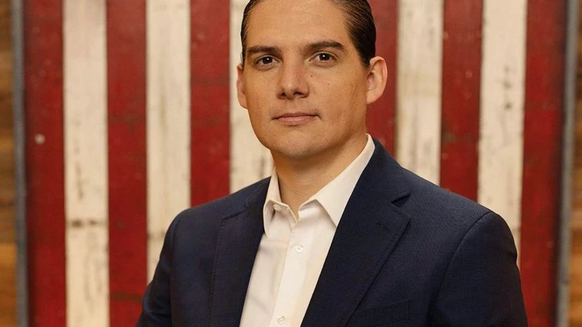 Robby Starbuck, Conservative Robby Starbuck, Conservative