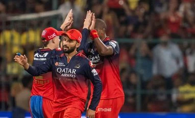 RCB vs CSK highlights: Kohli-Romario shine as RCB beat CSK by 2 runs RCB vs CSK highlights