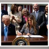 Donald trump, melania trump US President Donald Trump and first lady Melania Trump at signing ceremony for the Take It Down Act at the Rose Garden of the White House