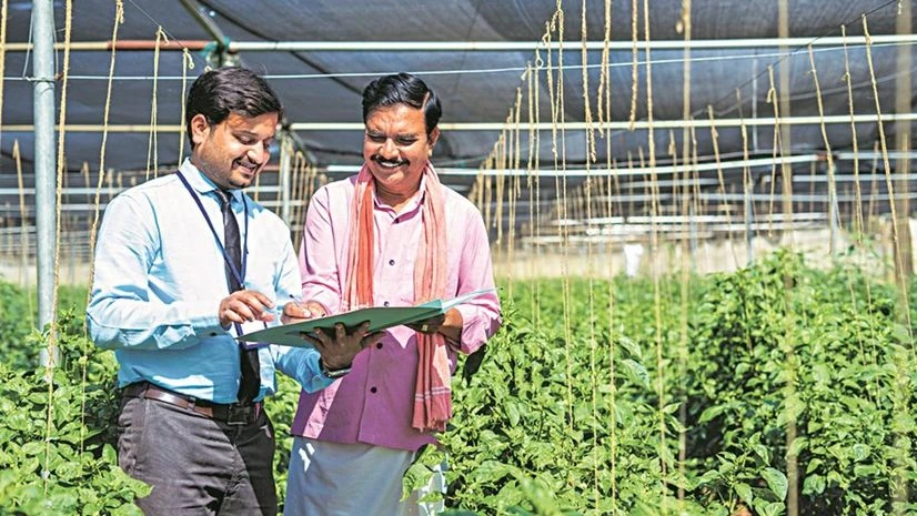 Insurance, Technology, money management, insurance distribution in India, digital insurance adoption, omnichannel insurance model, rural insurance penetration, insurance and financial inclusion, hybrid insurance distribution, tech in insurance India, Insurance, Technology, money management, insurance distribution in India, digital insurance adoption, omnichannel insurance model, rural insurance penetration, insurance and financial inclusion, hybrid insurance distribution, tech in insurance India,