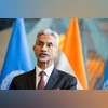 Jaishankar meets China's foreign minister Wang Yi, looks to strengthen ties