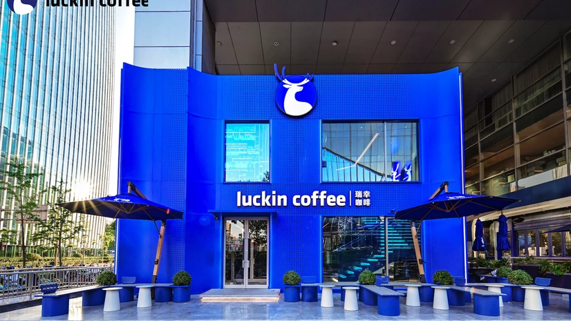 Luckin Coffee opens first US stores China’s Luckin Coffee debuts in US with minimalist design, mobile service