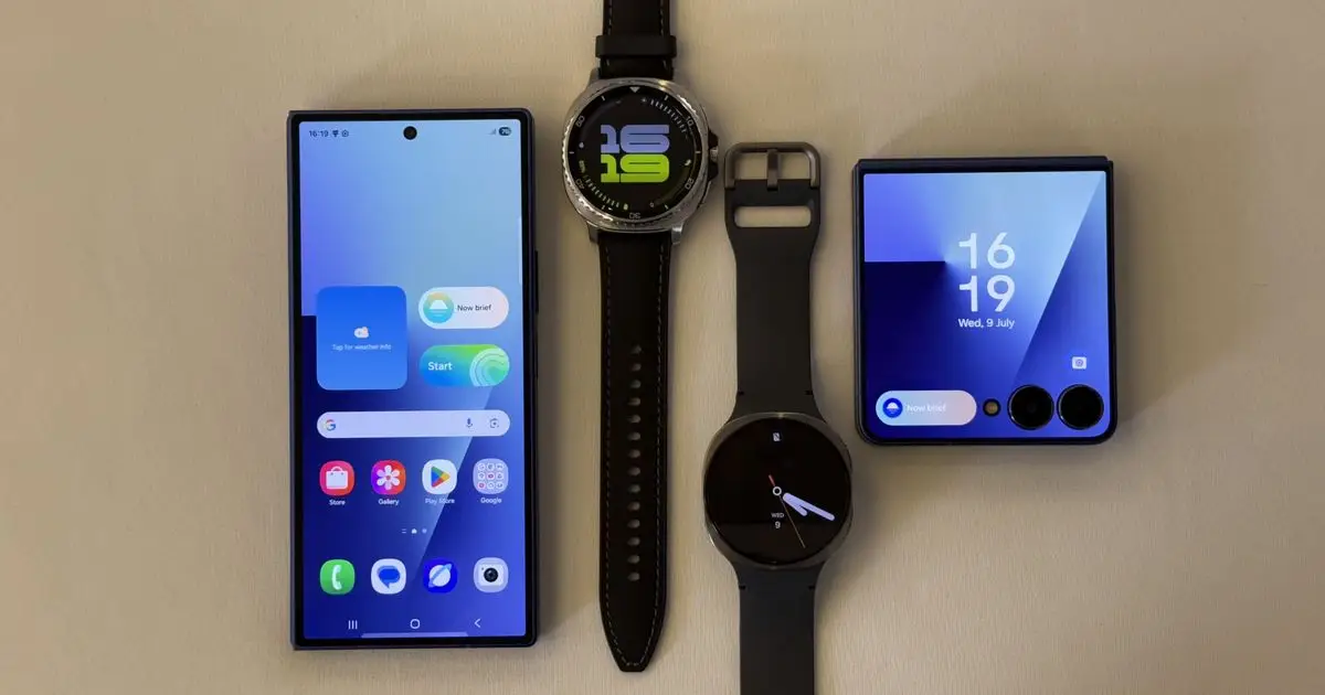 Samsung Galaxy Z Flip6/Watch8 Classicセット Galaxy Z Flip6のアクセサリー＆ケース | Samsung Japan 公式