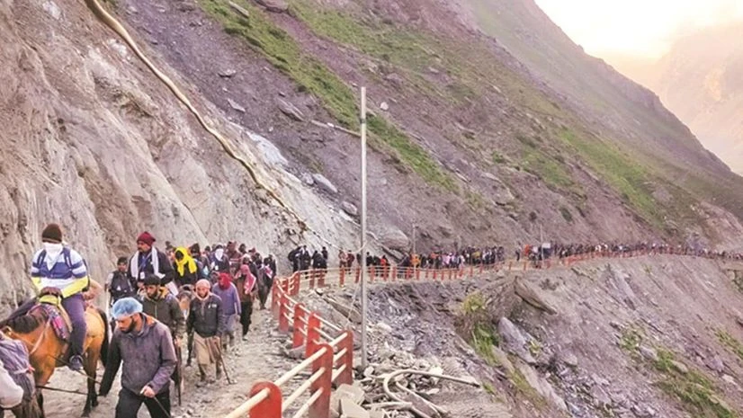 More than 145,000 pilgrims offered prayers at the 3,880-metre-high Amarnath cave shrine in J&K's Anantnag district as of Friday evening | File: PTI More than 145,000 pilgrims offered prayers at the 3,880-metre-high Amarnath cave shrine in J&K’s Anantnag district as of Friday evening | File: PTI