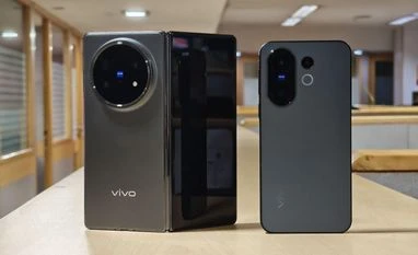 Vivo X Fold 5 and X200 FE Vivo X Fold 5 and X200 FE