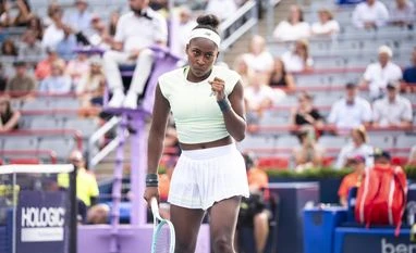Gauff battles through 14 double-faults to reach next round in Montreal Coco Gauff