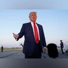 Trump takes surprise White House roof walk to view new projects underway