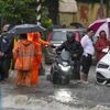 Car stuck in waterlogged road? Precautions that insurers suggest