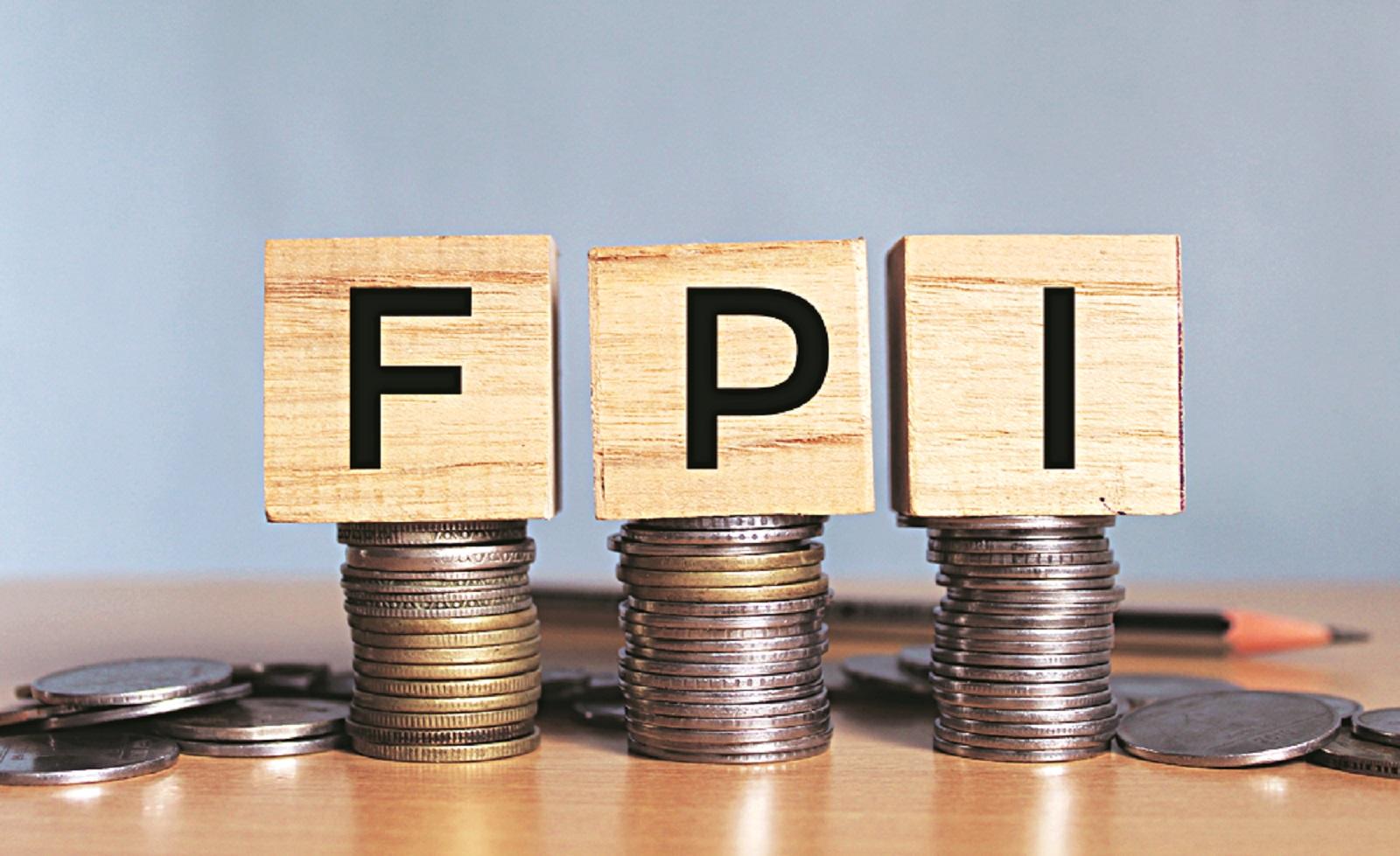 Foreign Investors Pull ₹23,885 Crore From Indian Equities in September