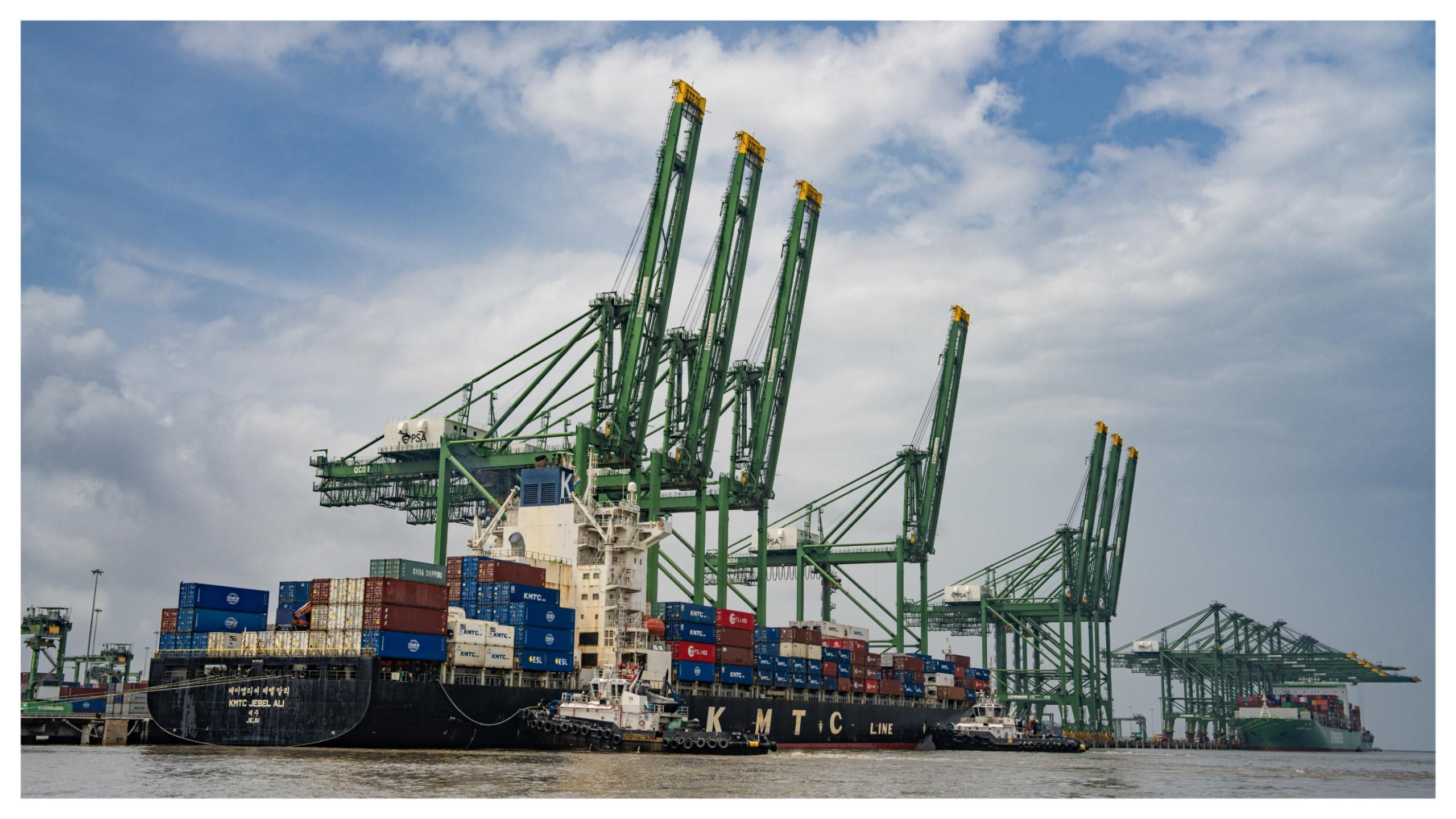 Indian Exporters Recalibrate as US Tariffs Bite; Marine, Auto and Jewellery Sectors Find New Growth Corridors