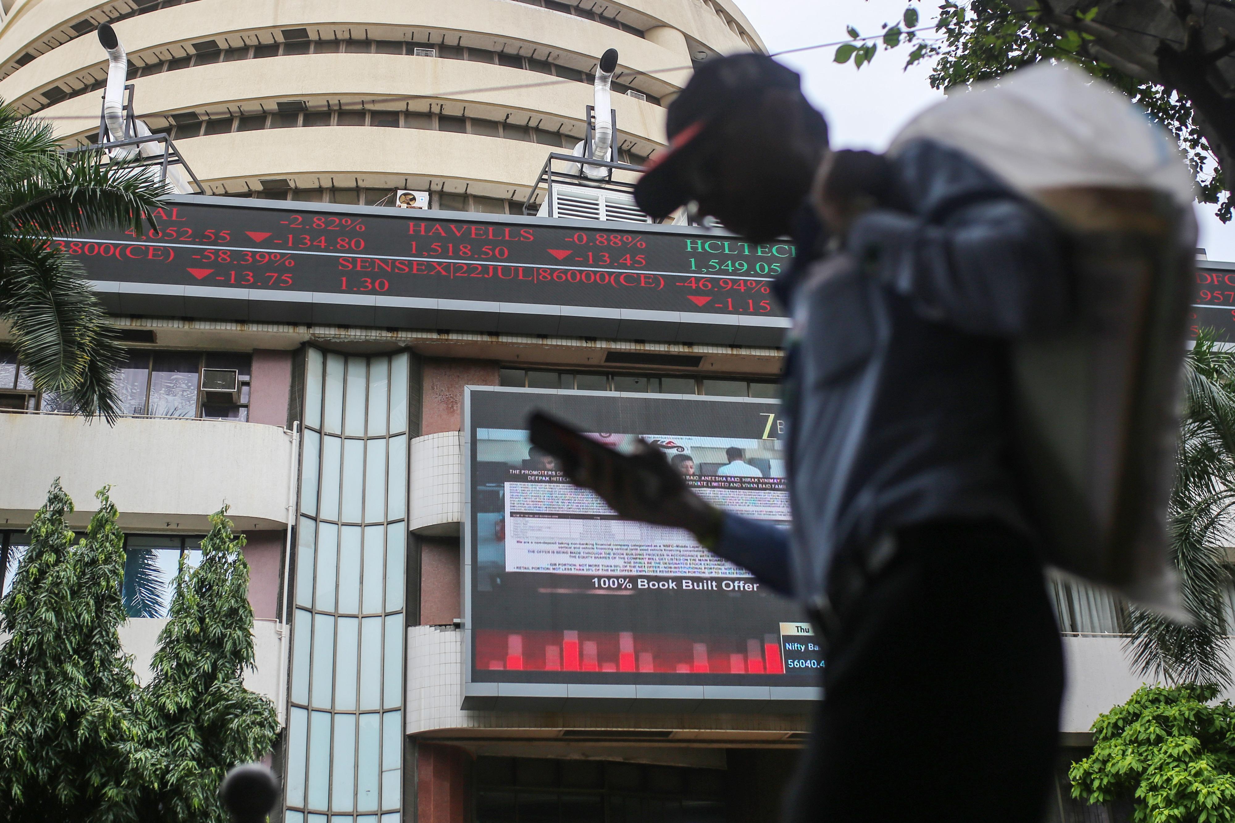 India VIX slips 21% after US-Iran ceasefire, crude slips below $100