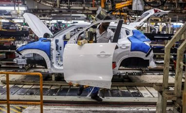 Automakers, car makers, cars, automobile manufacturers, auto industry Emkay on automobile sector