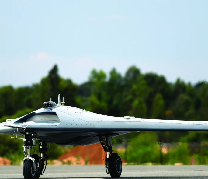The Autonomous Flying Wing Technology Demonstrator, an indigenous high-speed flying-wing Unmanned Aerial Vehicle (UAV) designed and developed by DRDO's aeronautical development establishment (Photo:PIB) The Autonomous Flying Wing Technology Demonstrator, an indigenous high-speed flying-wing Unmanned Aerial Vehicle (UAV) designed and developed by DRDO’s aeronautical development establishment (Photo:PIB)