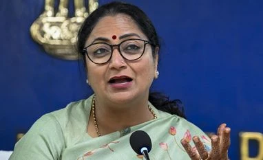 Delhi CM Rekha Gupta inaugurates Atal Canteens, announces welfare plans Rekha Gupta, Delhi CM