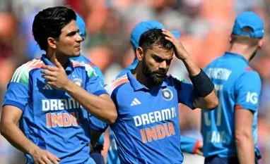 IND vs AUS 2nd ODI: Kohli falls for successive ducks for first time in ODIs Shubman Gill and Virat Kohli (Source: X)