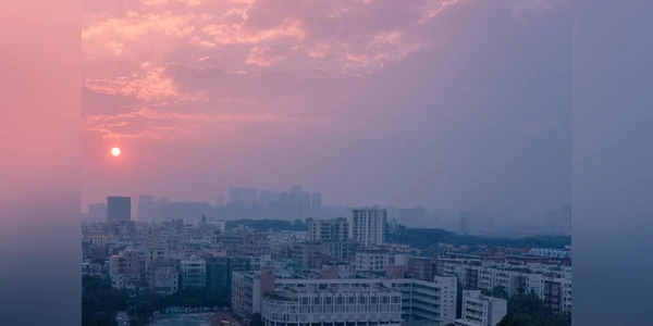 Post-Diwali: Kolkata Sees Spike in Respiratory Illnesses and Pregnancy Risks