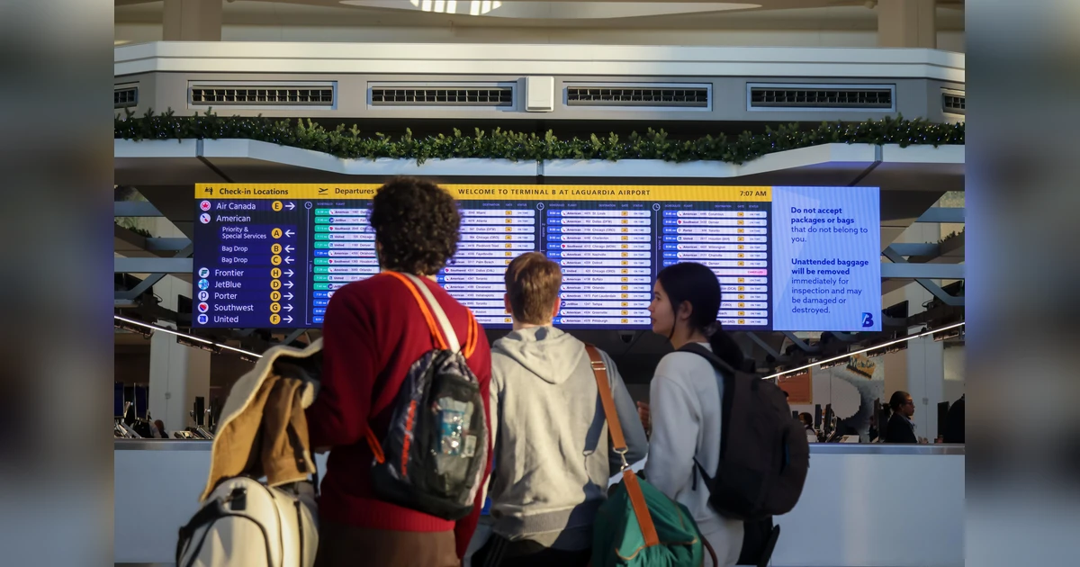Airlines face check-in issues due to software glitch at major airports ...