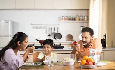 How to talk to kids about food without creating guilt, fear or anxiety children healthy eating, family
