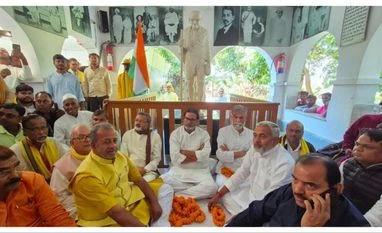 After Bihar defeat, Prashant Kishor undertakes silent fast at Gandhi Ashram Prashant Kishor