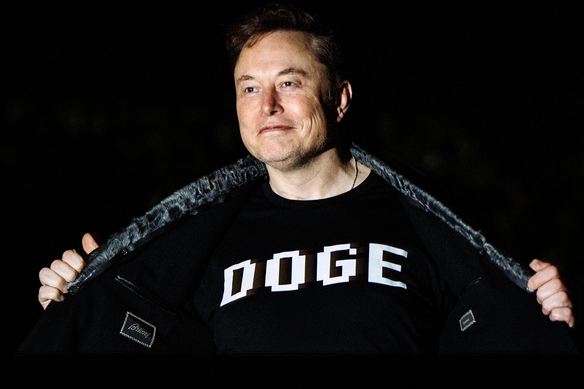 Trump admin fights attempt to get Elon Musk's testimony in DOGE case