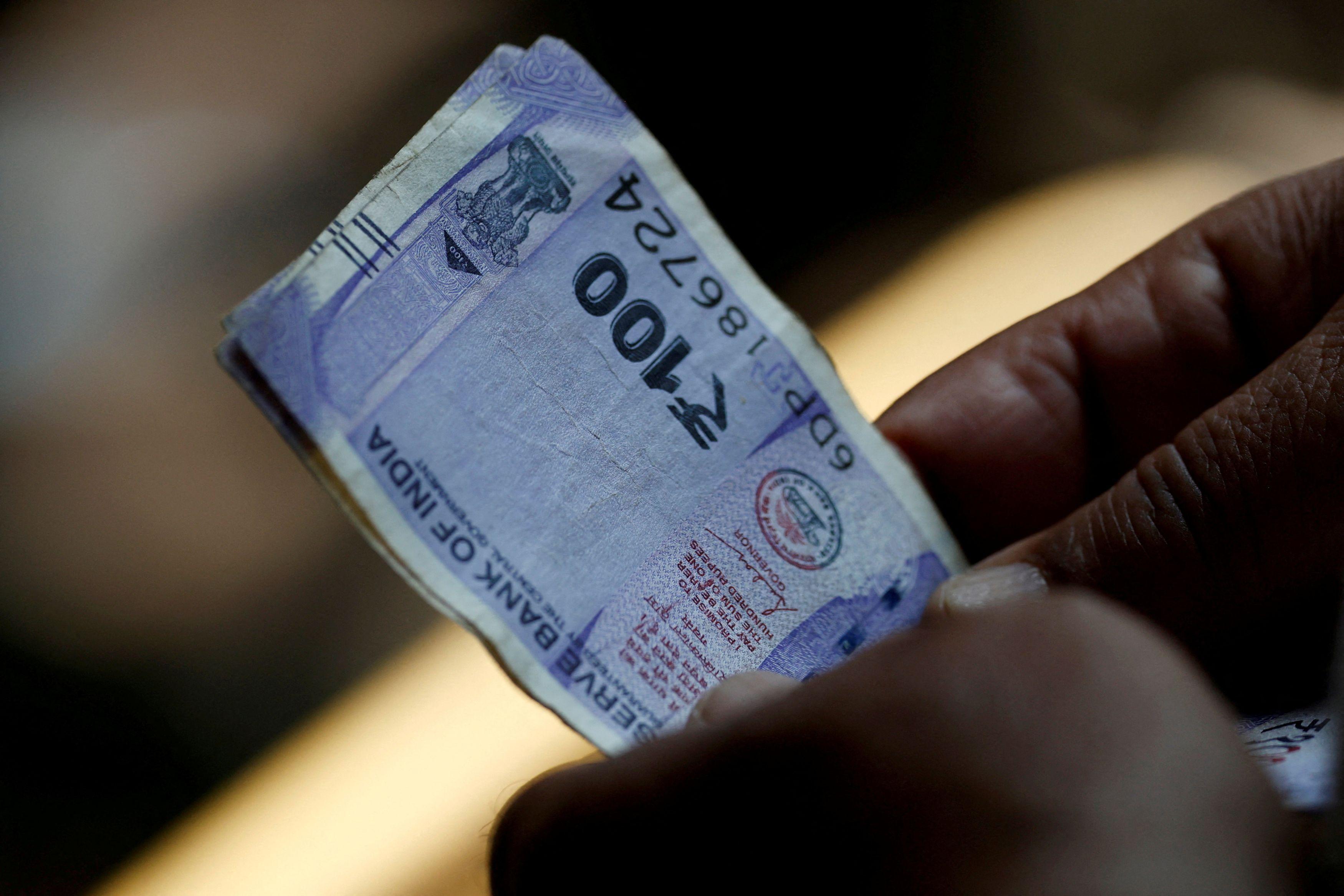Women account for 26% of India's credit, portfolio hits ₹76 trillion