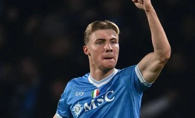 Hojlund's double sees Napoli beat Juventus and spoil Spalletti's return Rasmus Hojlund Napoli