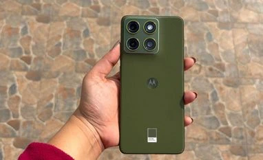 Motorola Edge 70 with Qualcomm Snapdragon 7 Gen 4 launched: Price, specs Motorola Edge 70