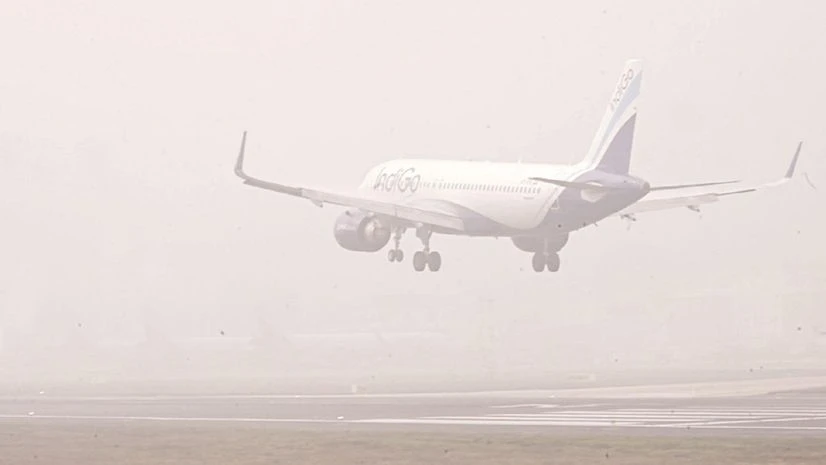 Flights, fog, Indigo Flights, fog, Indigo
