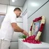 Rahul gandhi pays tribute to former PM Manmohan Singh