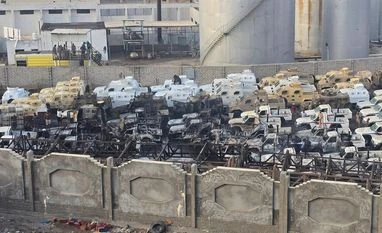 UAE to withdraw troops from Yemen following clash with Saudi Arabia UAE, UAE troops