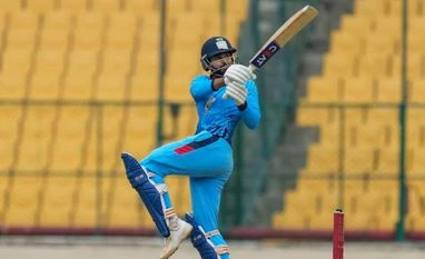 Shreyas Iyer during VHT 2025-26 match against Himachal Pradesh Shreyas Iyer during VHT 2025-26 match against Himachal Pradesh